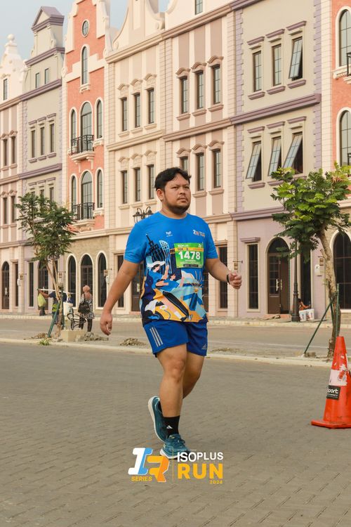Race photo from ISOPlus Run 2024 Jakarta