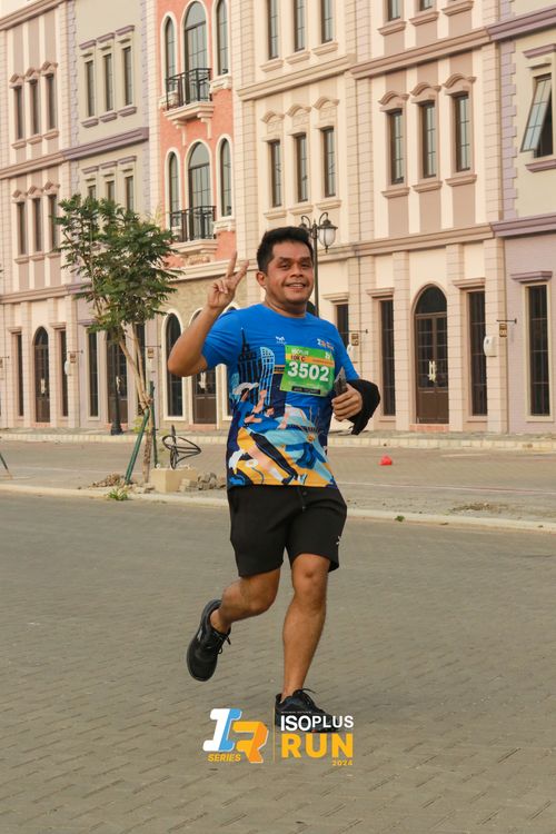 Race photo from ISOPlus Run 2024 Jakarta