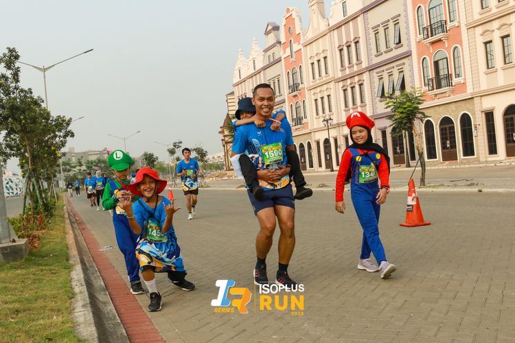 Race photo from ISOPlus Run 2024 Jakarta
