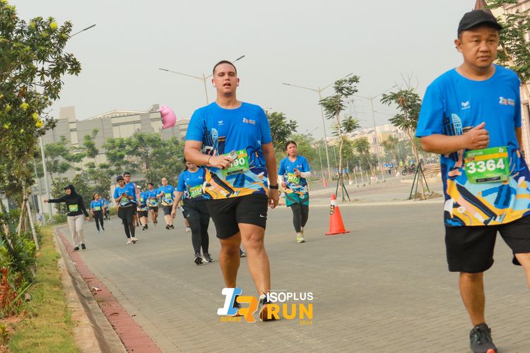 Race photo from ISOPlus Run 2024 Jakarta