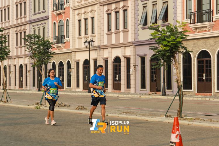 Race photo from ISOPlus Run 2024 Jakarta