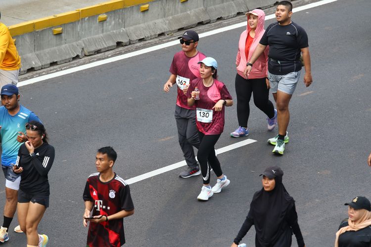 Race photo from Assurance Fun Run 2024