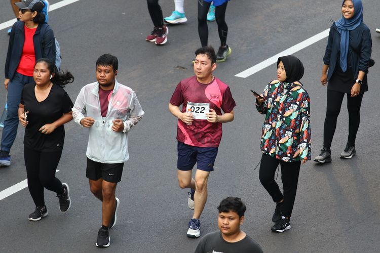 Race photo from Assurance Fun Run 2024