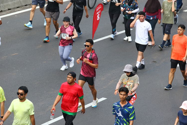 Race photo from Assurance Fun Run 2024