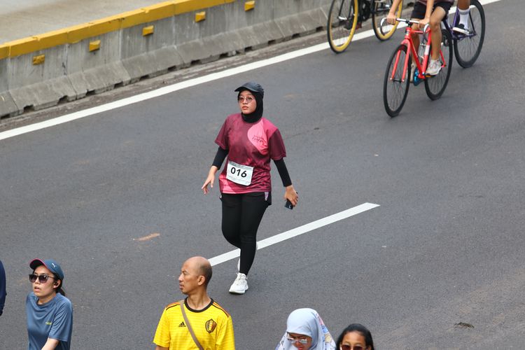 Race photo from Assurance Fun Run 2024