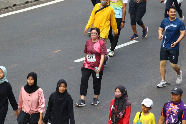 Race photo from Assurance Fun Run 2024
