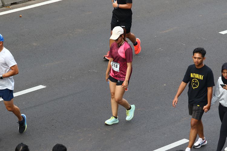 Race photo from Assurance Fun Run 2024