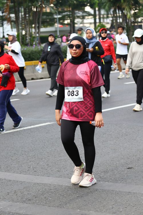 Race photo from Assurance Fun Run 2024