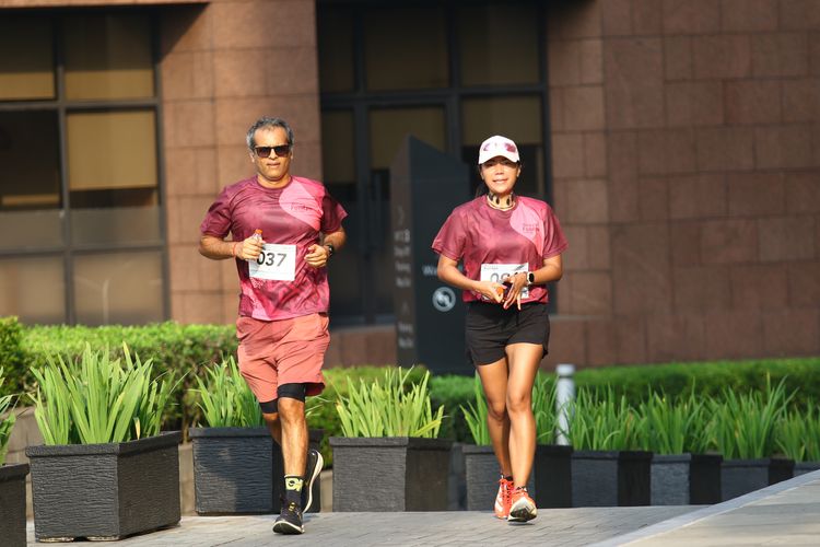 Race photo from Assurance Fun Run 2024