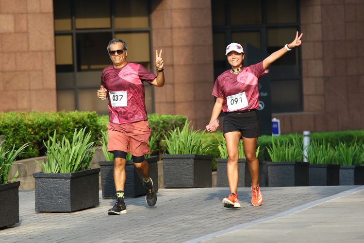 Race photo from Assurance Fun Run 2024