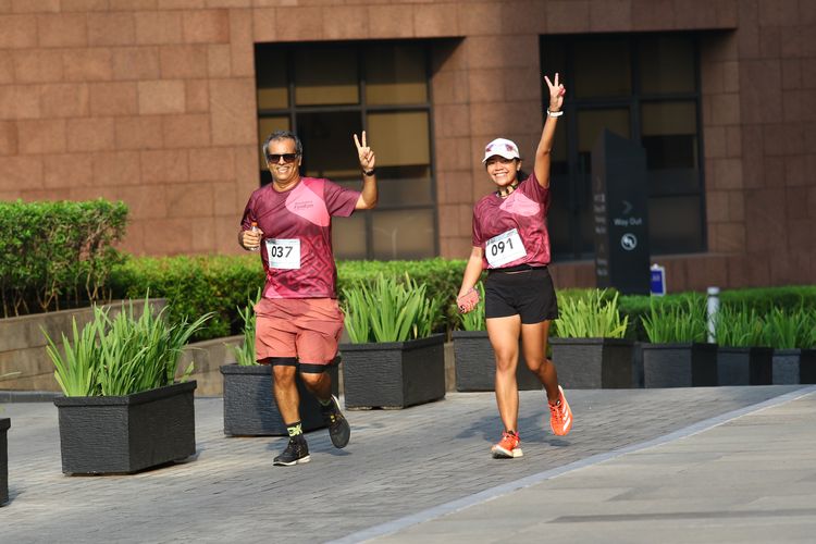Race photo from Assurance Fun Run 2024