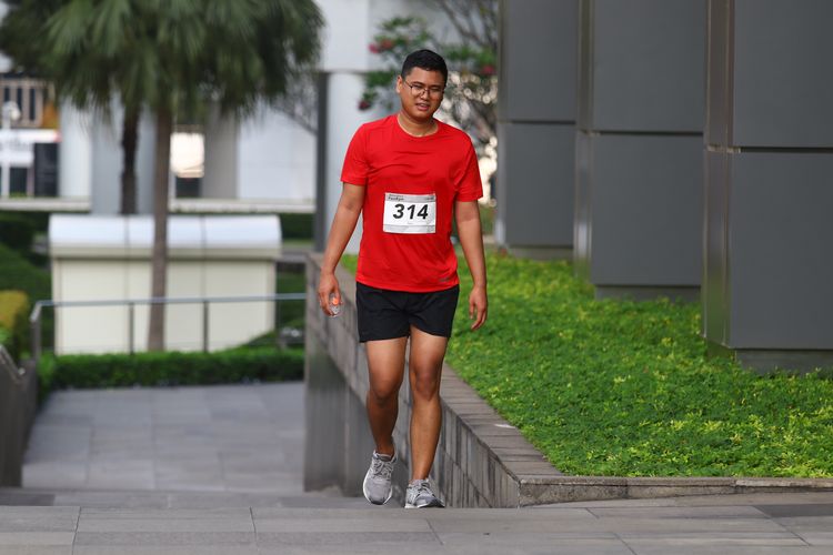 Race photo from Assurance Fun Run 2024