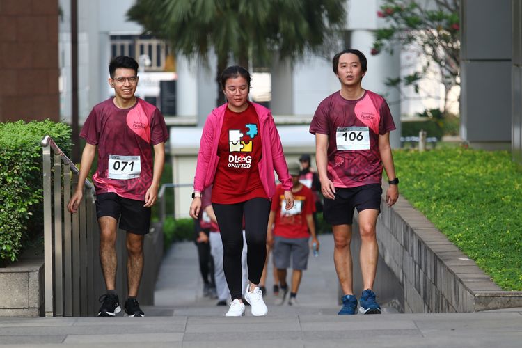 Race photo from Assurance Fun Run 2024