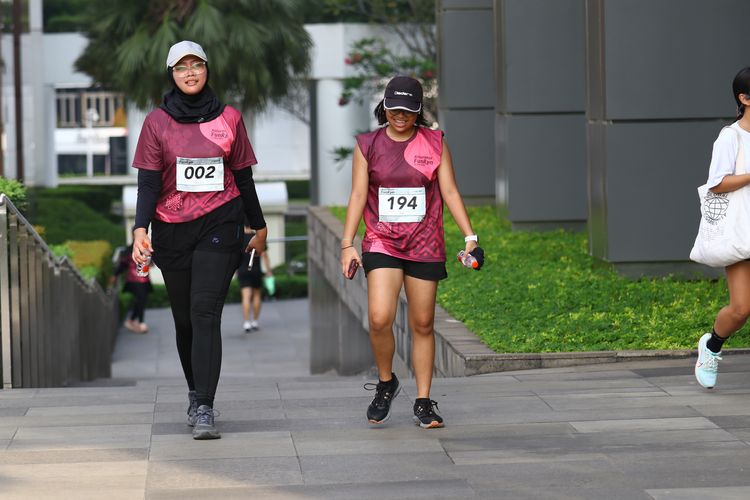 Race photo from Assurance Fun Run 2024