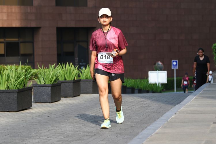 Race photo from Assurance Fun Run 2024