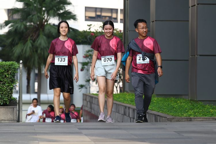 Race photo from Assurance Fun Run 2024