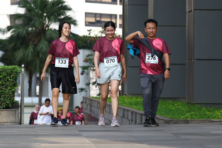 Race photo from Assurance Fun Run 2024