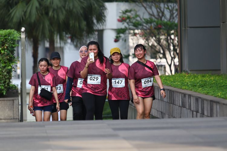Race photo from Assurance Fun Run 2024