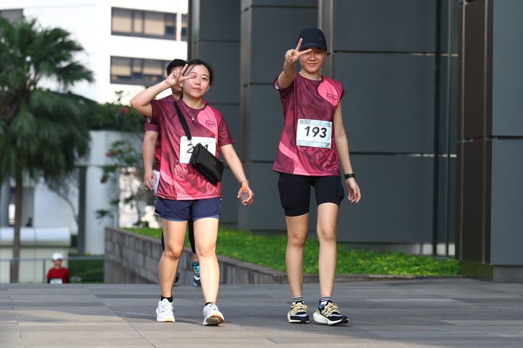 Race photo from Assurance Fun Run 2024