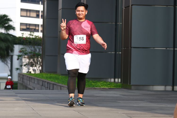 Race photo from Assurance Fun Run 2024