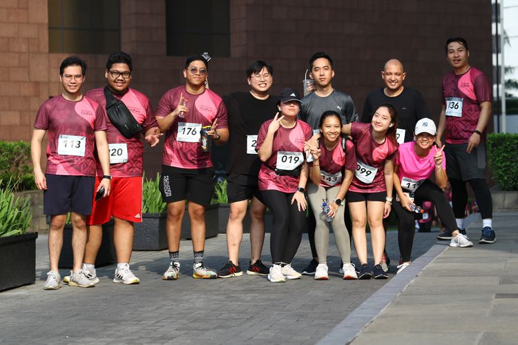 Race photo from Assurance Fun Run 2024