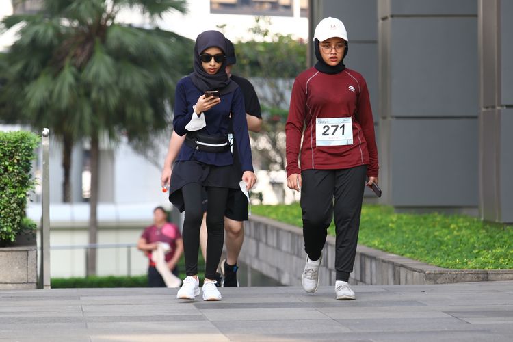 Race photo from Assurance Fun Run 2024