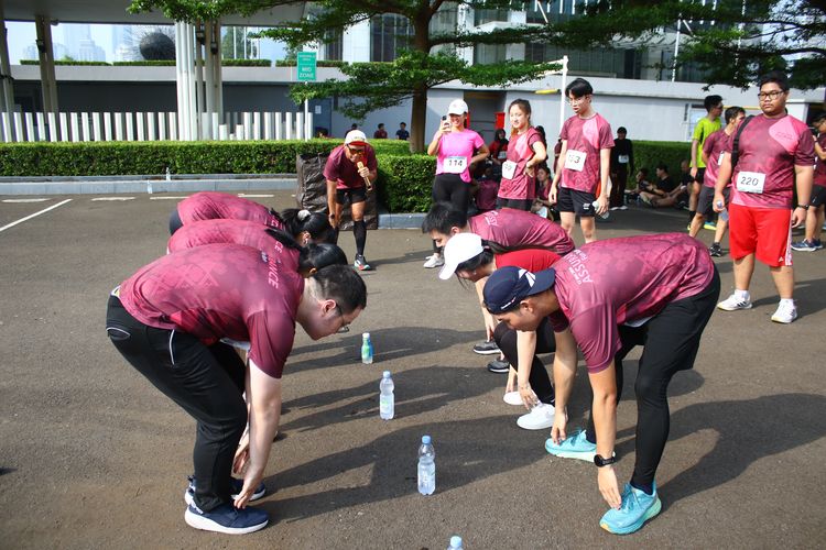 Race photo from Assurance Fun Run 2024