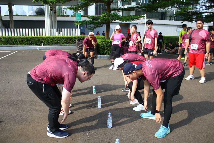 Race photo from Assurance Fun Run 2024