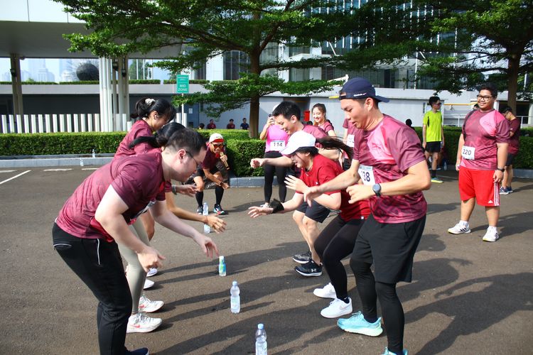 Race photo from Assurance Fun Run 2024