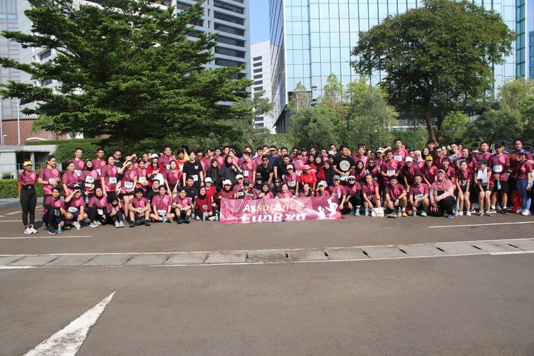 Race photo from Assurance Fun Run 2024