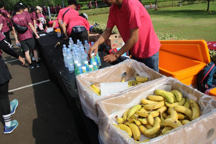 Race photo from Assurance Fun Run 2024