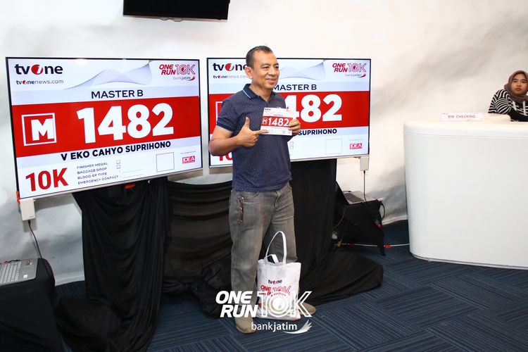 Race photo from ONE RUN 10 K