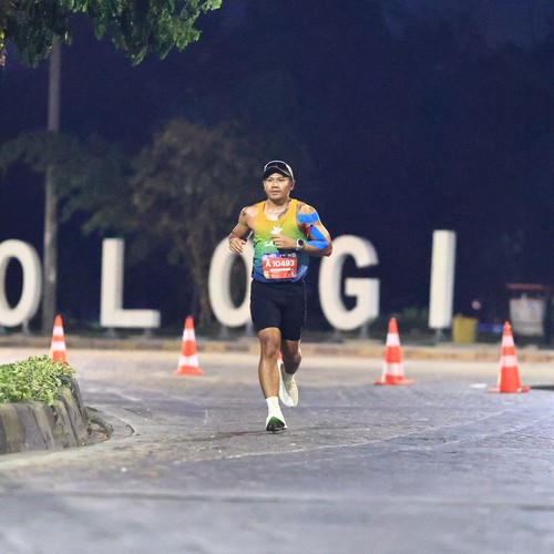 Race photo from SURABAYA ISOPLUS MARATHON 2026