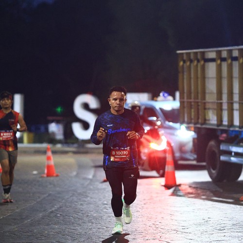 Race photo from SURABAYA ISOPLUS MARATHON 2026