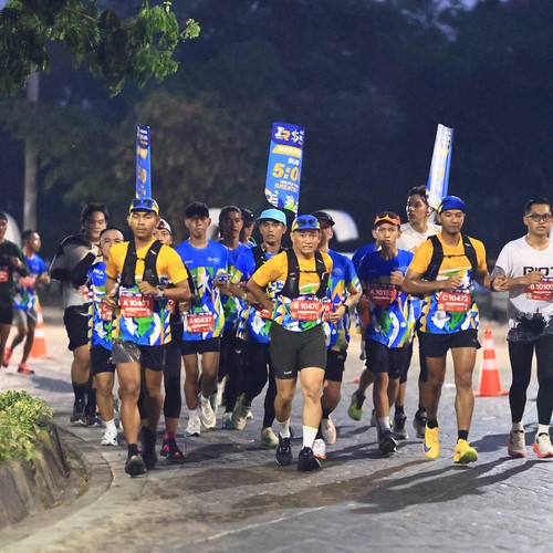 Race photo from SURABAYA ISOPLUS MARATHON 2026
