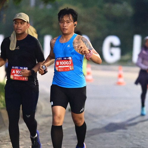 Race photo from SURABAYA ISOPLUS MARATHON 2026