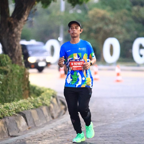 Race photo from SURABAYA ISOPLUS MARATHON 2026