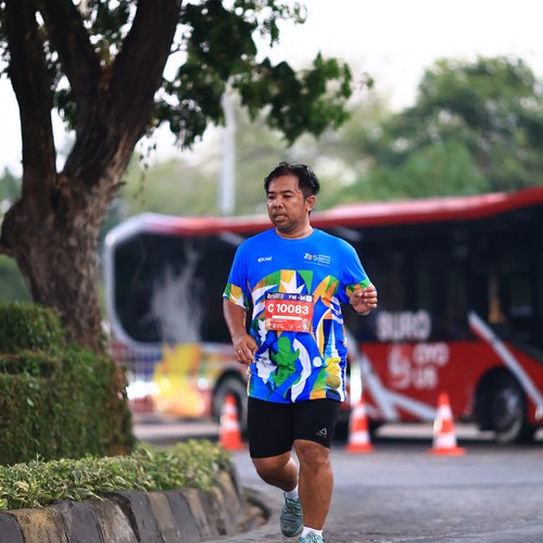 Race photo from SURABAYA ISOPLUS MARATHON 2026