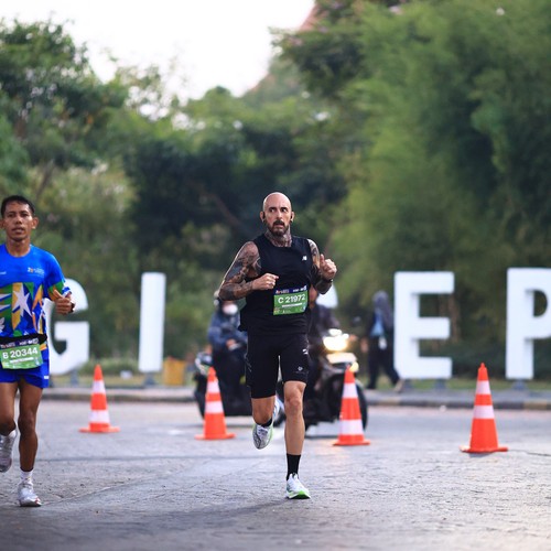 Race photo from SURABAYA ISOPLUS MARATHON 2026