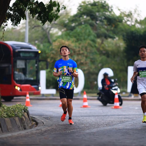 Race photo from SURABAYA ISOPLUS MARATHON 2026