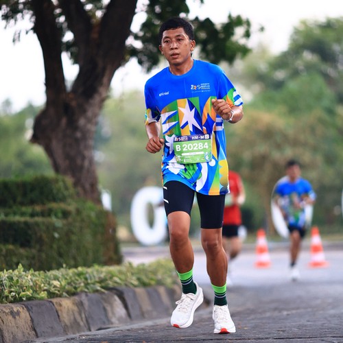 Race photo from SURABAYA ISOPLUS MARATHON 2026