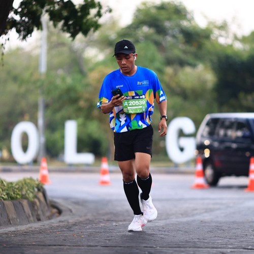Race photo from SURABAYA ISOPLUS MARATHON 2026
