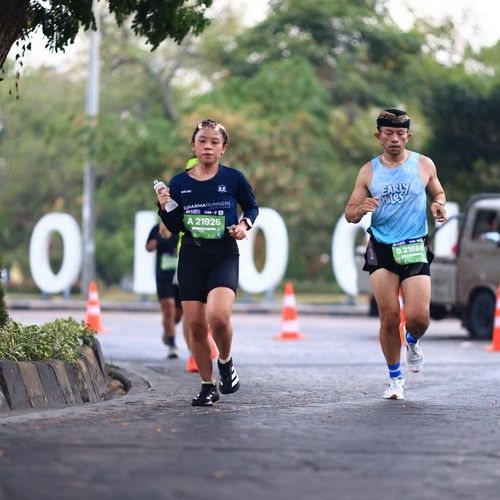 Race photo from SURABAYA ISOPLUS MARATHON 2026