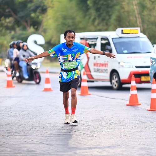 Race photo from SURABAYA ISOPLUS MARATHON 2026
