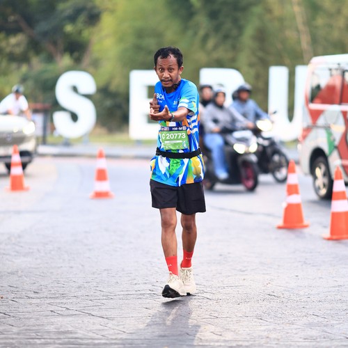 Race photo from SURABAYA ISOPLUS MARATHON 2026
