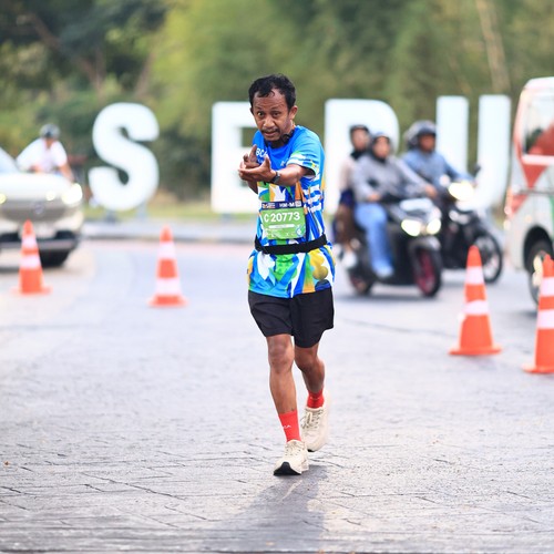 Race photo from SURABAYA ISOPLUS MARATHON 2026