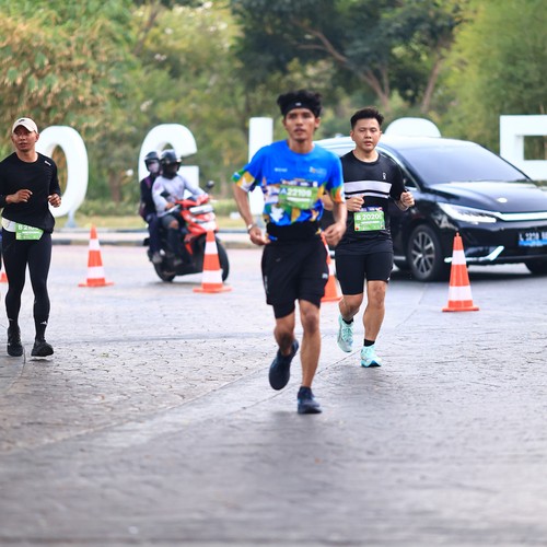 Race photo from SURABAYA ISOPLUS MARATHON 2026