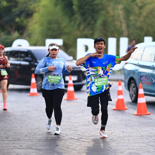 Race photo from SURABAYA ISOPLUS MARATHON 2026