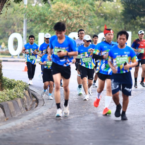 Race photo from SURABAYA ISOPLUS MARATHON 2026