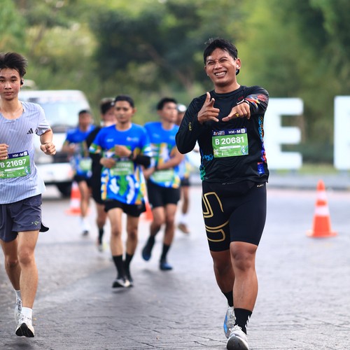 Race photo from SURABAYA ISOPLUS MARATHON 2026